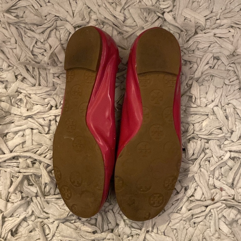 ✨🩷✨PRE-LOVED TORY BURTCH FLATS✨🩷✨ - Picture 2 of 4